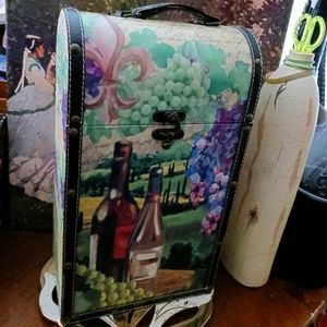 🍷🥂🍷Double wine box holder with Handle/Latch,Floral,Nice VINTAGE. 🎁